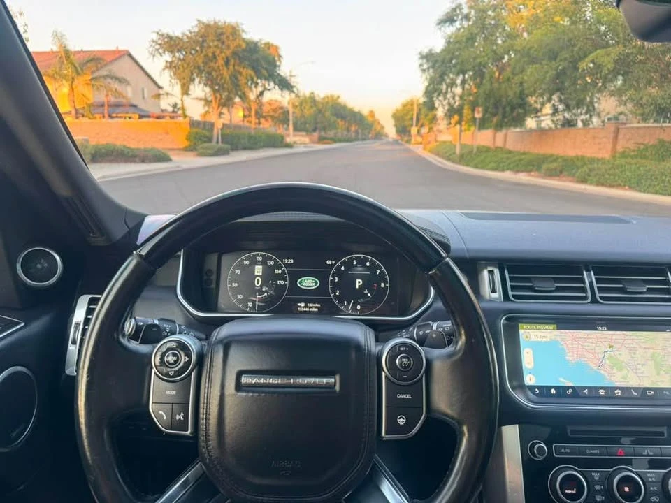 2017 Land Rover Range Rover L405 - Image 11 of 13