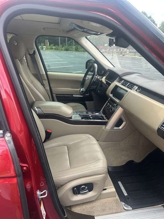 2017 Land Rover Range Rover L405 - Image 8 of 15
