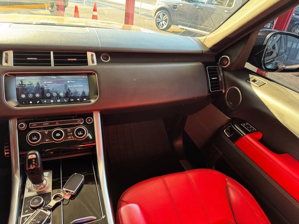 2017 Land Rover Range Rover L405 - Image 11 of 20