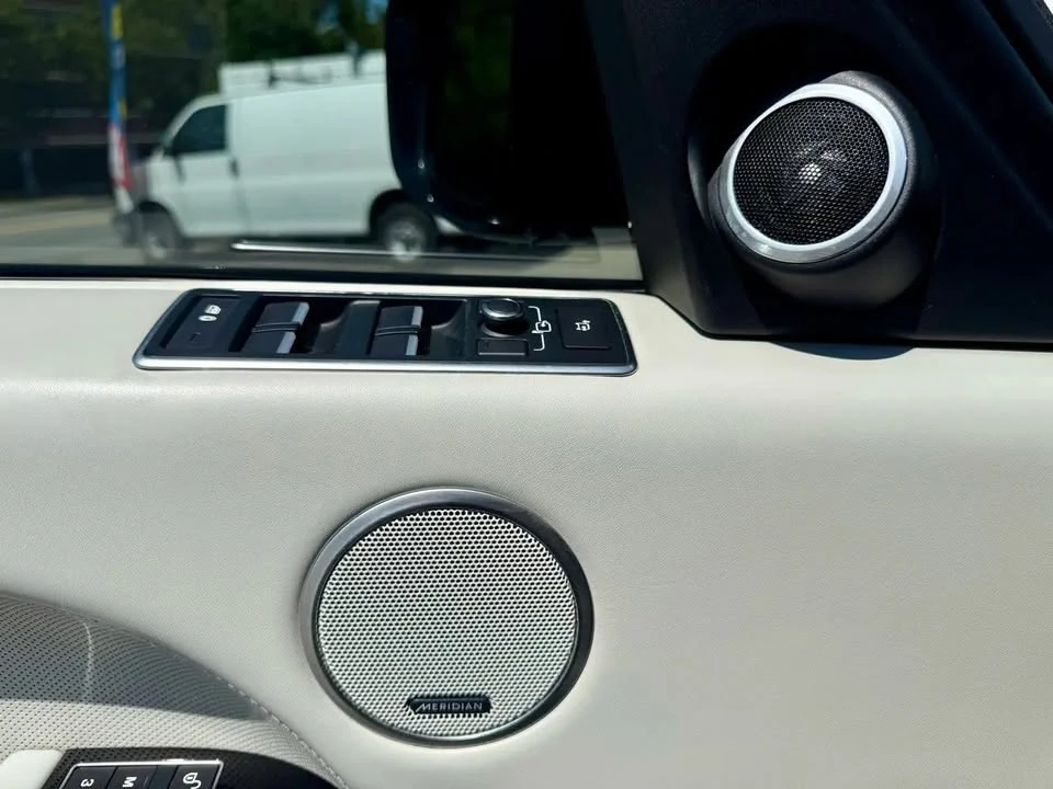 2017 Land Rover Range Rover L405 - Image 17 of 20