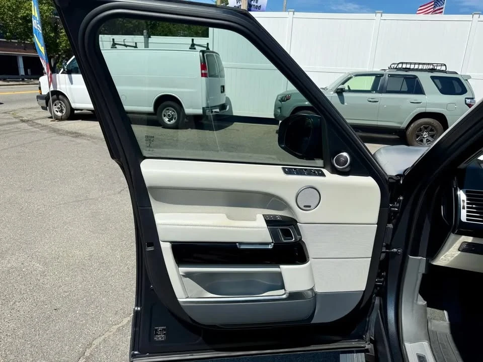 2017 Land Rover Range Rover L405 - Image 16 of 20