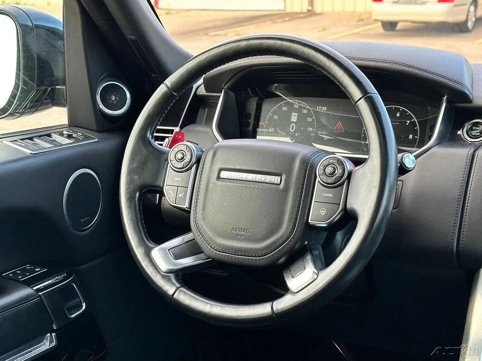2017 Land Rover Range Rover L405 - Image 17 of 24