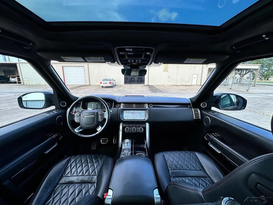 2017 Land Rover Range Rover L405 - Image 16 of 24