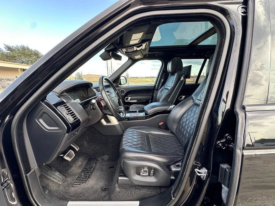 2017 Land Rover Range Rover L405 - Image 10 of 24