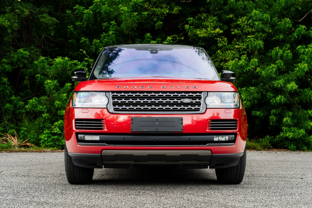 2017 Land Rover Range Rover L405 - Image 2 of 31
