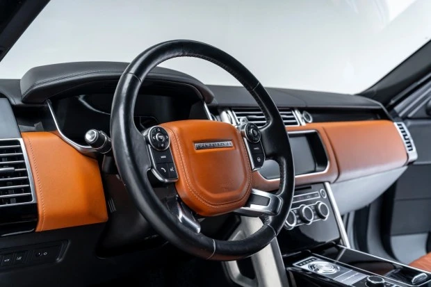 2017 Land Rover Range Rover L405 - Image 5 of 7