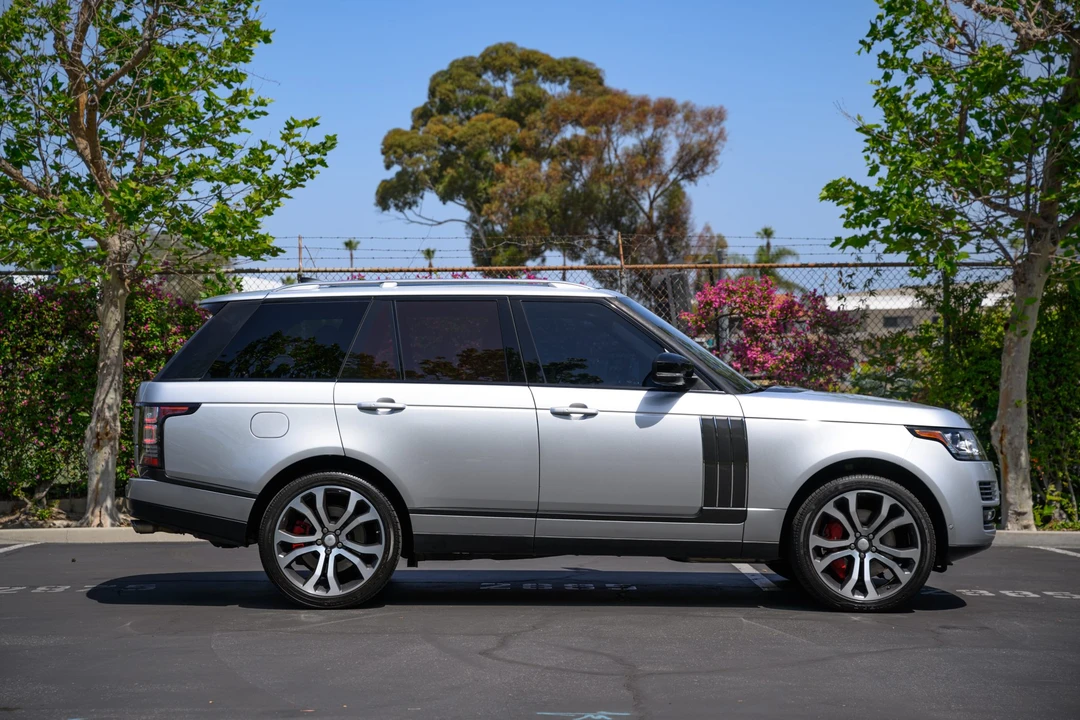 2017 Land Rover Range Rover L405 - Image 16 of 31