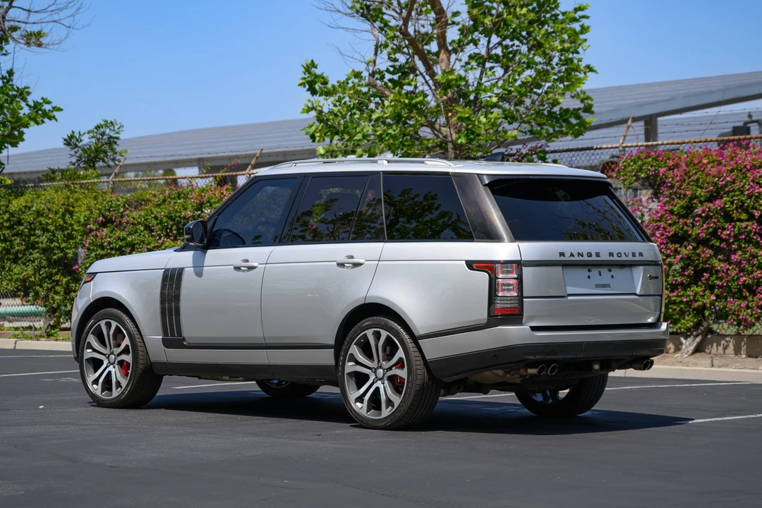 2017 Land Rover Range Rover L405 - Image 9 of 31