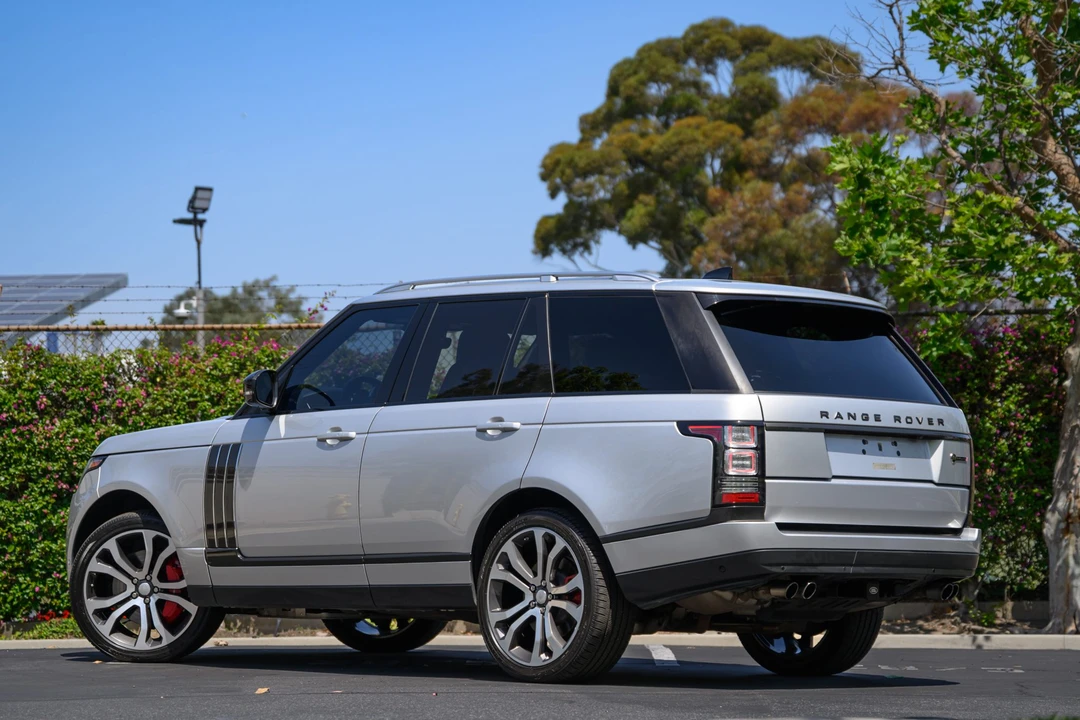 2017 Land Rover Range Rover L405 - Image 10 of 31