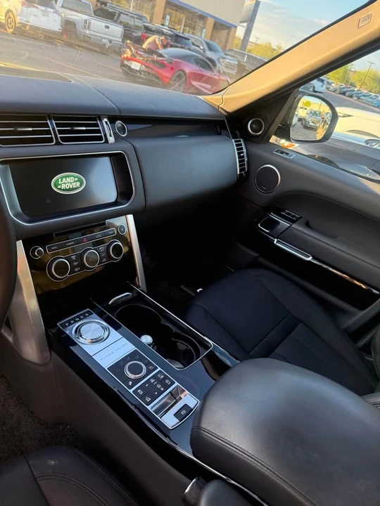 2017 Land Rover Range Rover L405 - Image 5 of 11