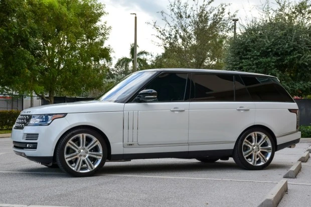 2017 Land Rover Range Rover L405 - Image 3 of 9
