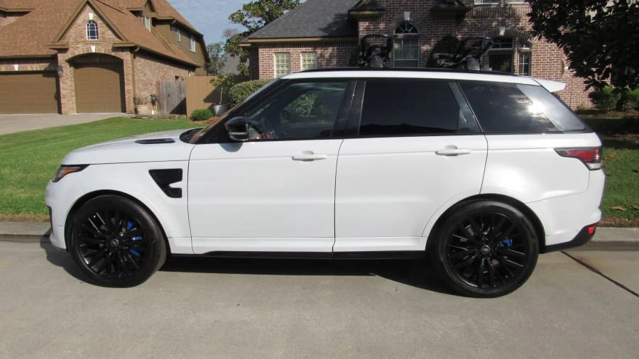 2017 Land Rover Range Rover L405 - Image 2 of 31