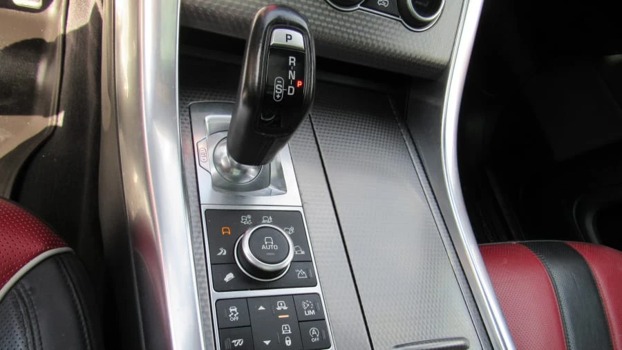 2017 Land Rover Range Rover L405 - Image 25 of 31