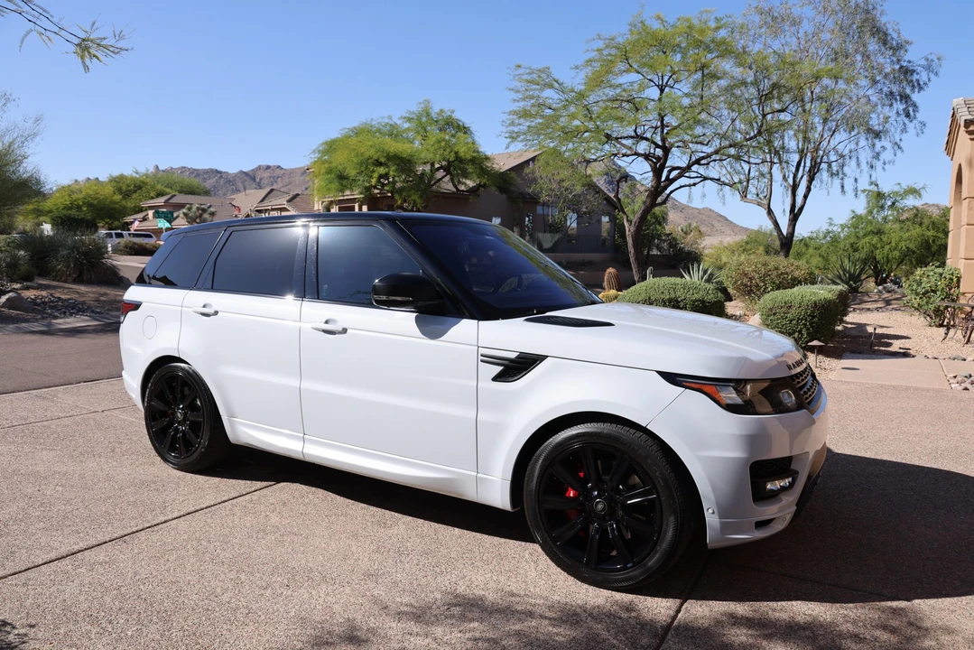 2017 Land Rover Range Rover Sport L494 - Image 2 of 31