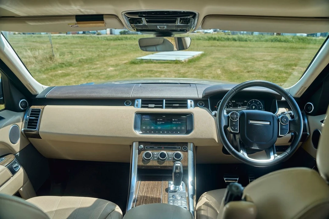 2017 Land Rover Range Rover L405 - Image 28 of 30