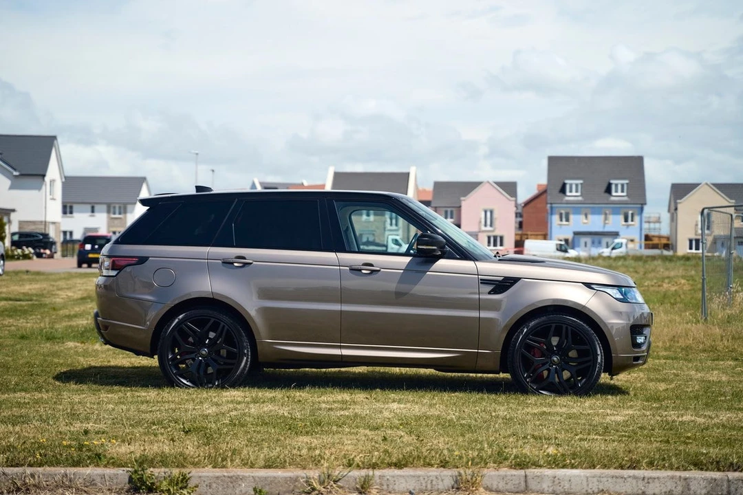 2017 Land Rover Range Rover L405 - Image 17 of 30