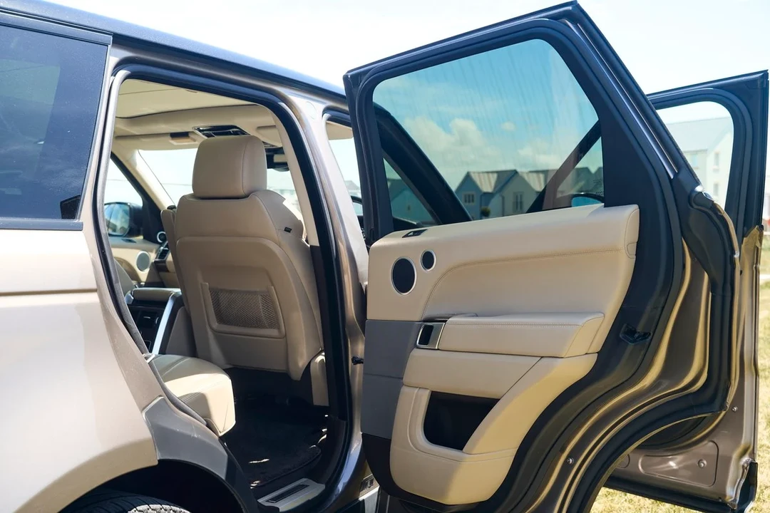 2017 Land Rover Range Rover L405 - Image 24 of 31