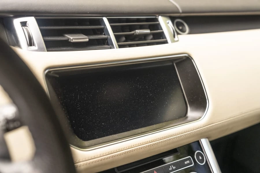 2017 Land Rover Range Rover L405 - Image 24 of 28
