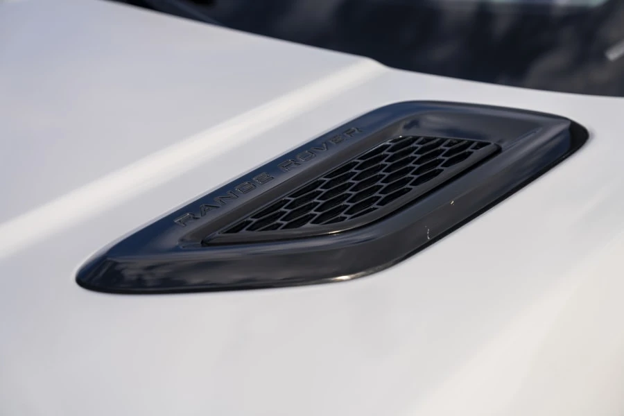 2017 Land Rover Range Rover L405 - Image 9 of 28