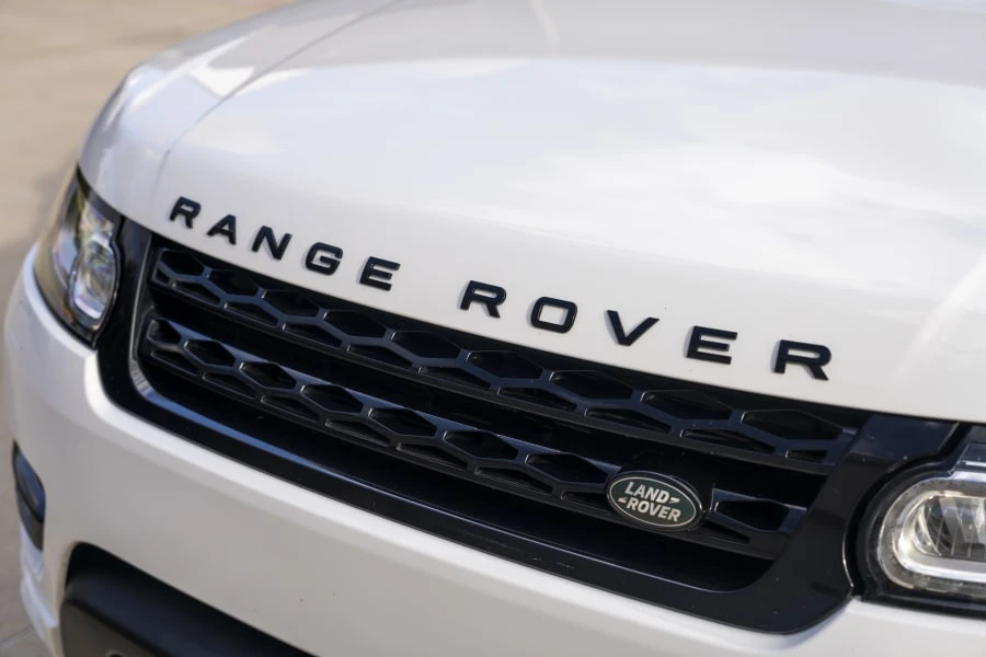 2017 Land Rover Range Rover L405 - Image 13 of 28