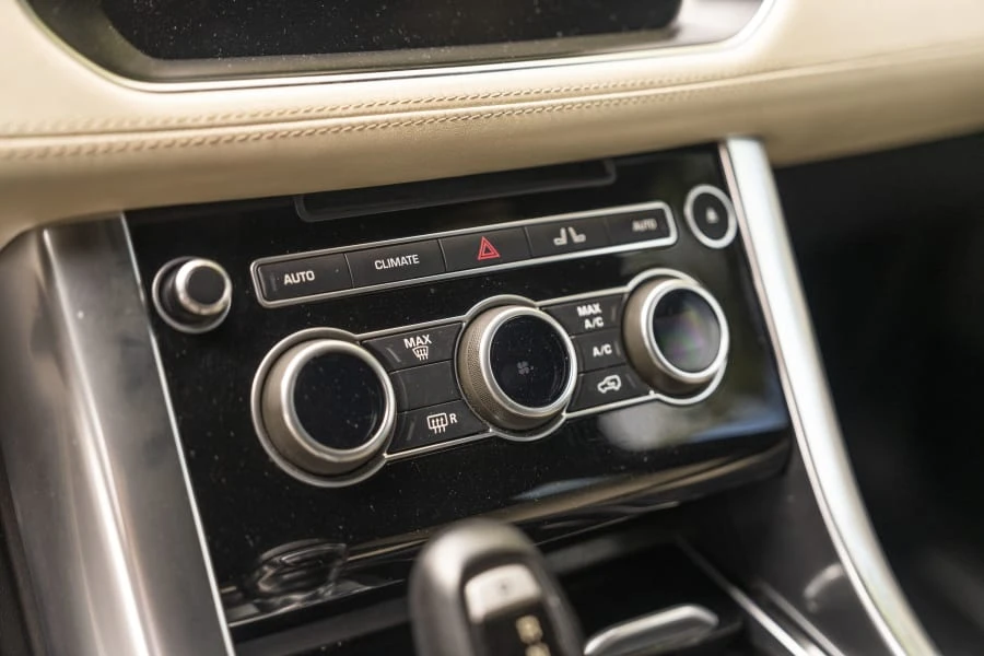 2017 Land Rover Range Rover L405 - Image 23 of 28