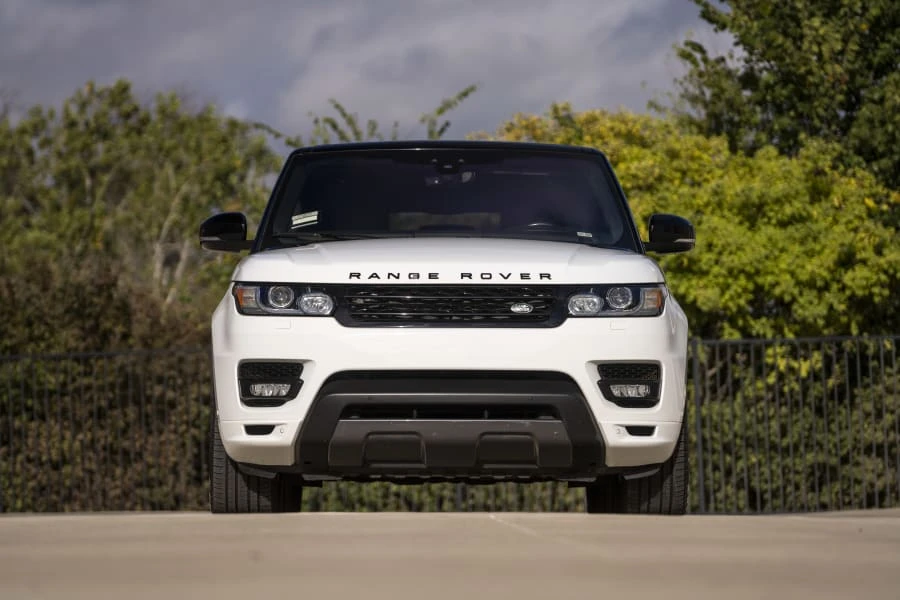 2017 Land Rover Range Rover L405 - Image 4 of 28