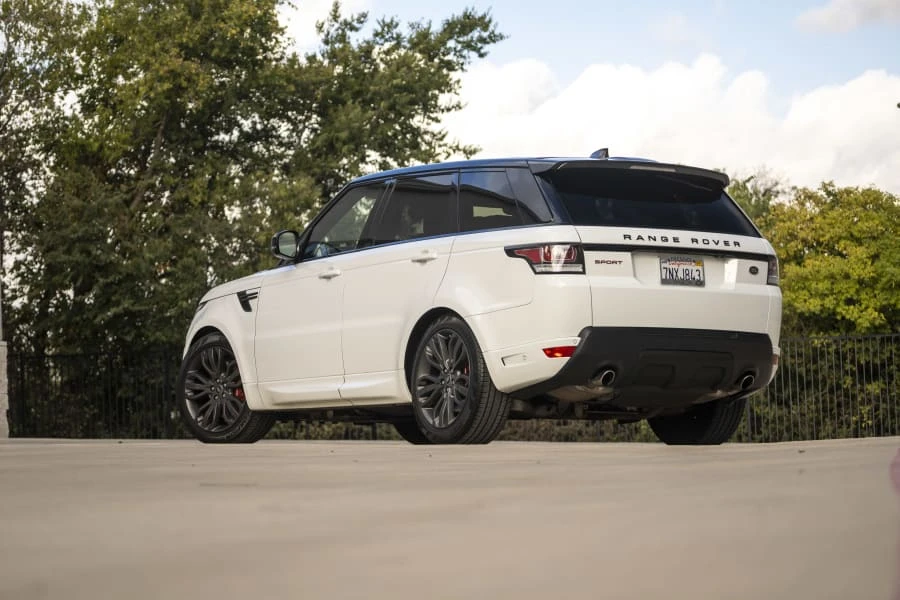 2017 Land Rover Range Rover L405 - Image 8 of 28
