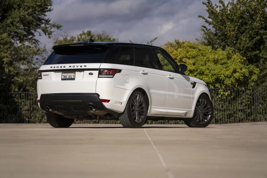 2017 Land Rover Range Rover L405 - Image 3 of 28