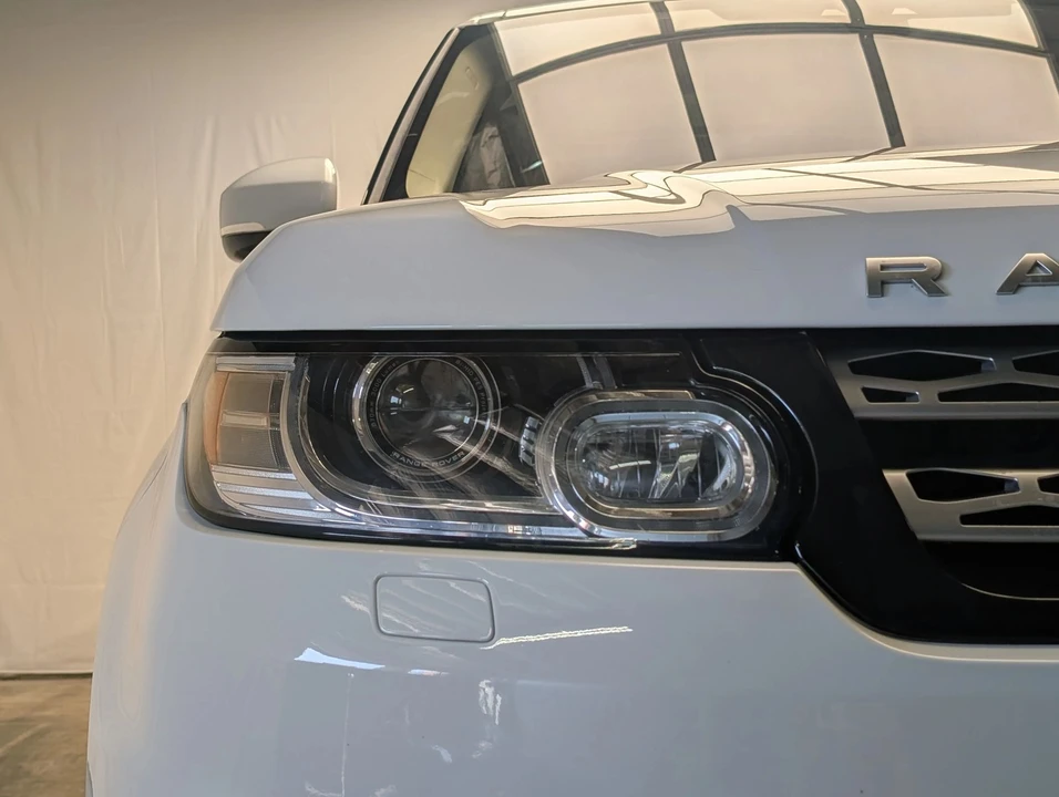 2017 Land Rover Range Rover Sport L494 - Image 14 of 31