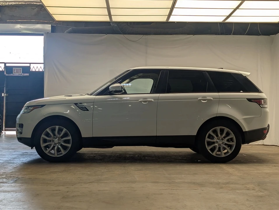 2017 Land Rover Range Rover Sport L494 - Image 4 of 31