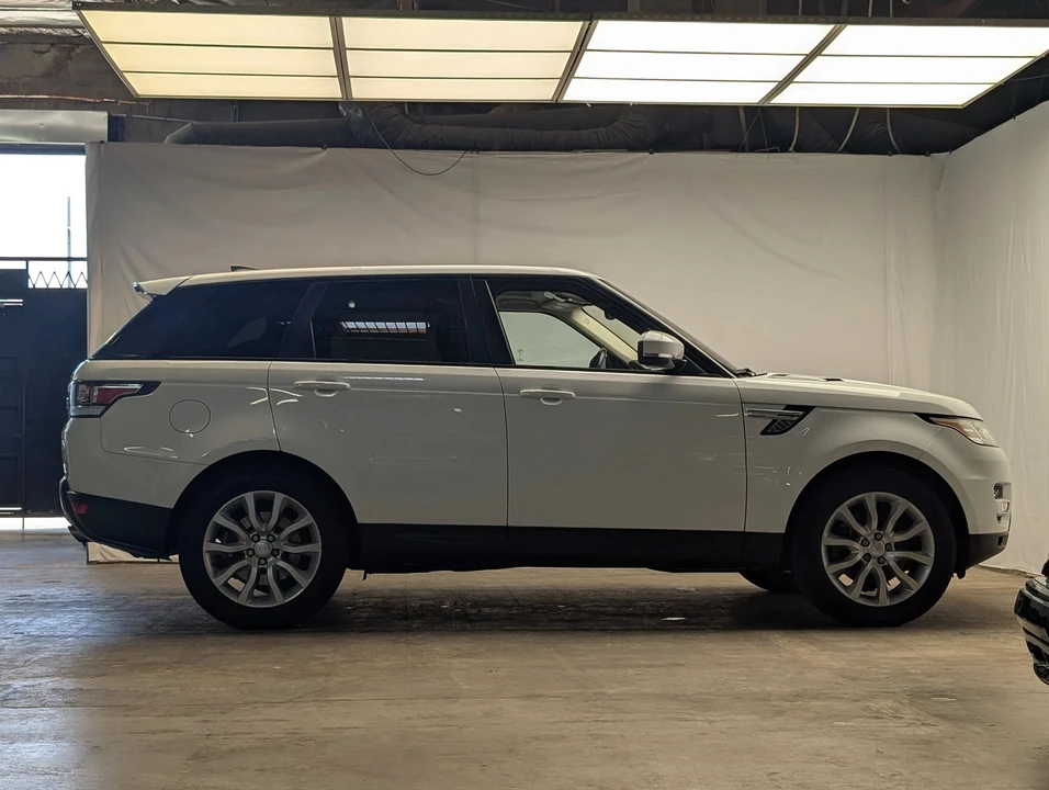 2017 Land Rover Range Rover Sport L494 - Image 7 of 31