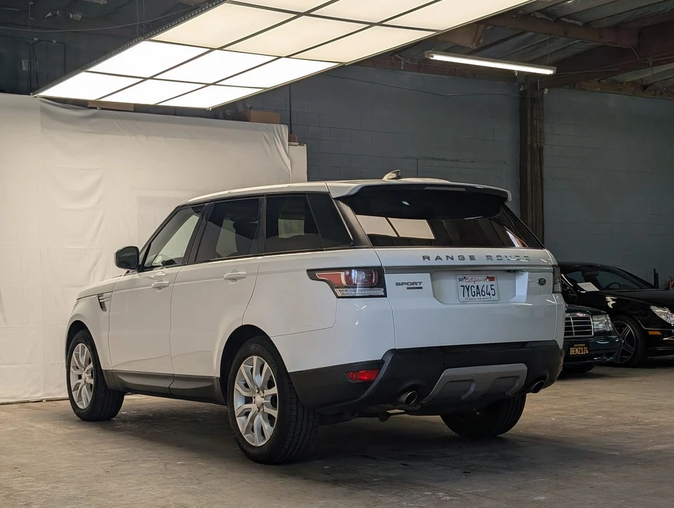 2017 Land Rover Range Rover Sport L494 - Image 5 of 31