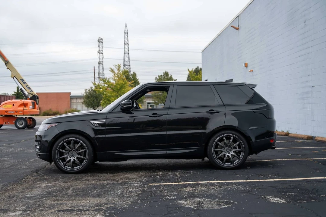 2017 Land Rover Range Rover Sport L494 - Image 16 of 18