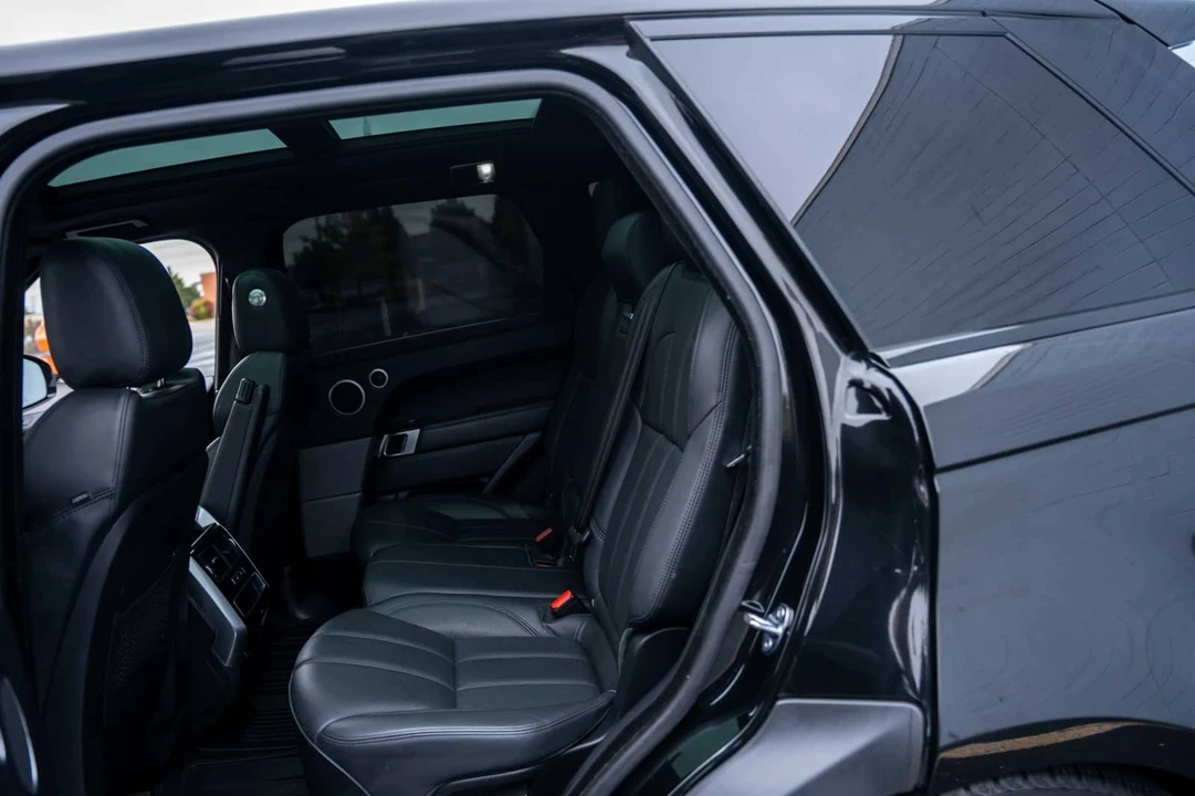 2017 Land Rover Range Rover Sport L494 - Image 8 of 18