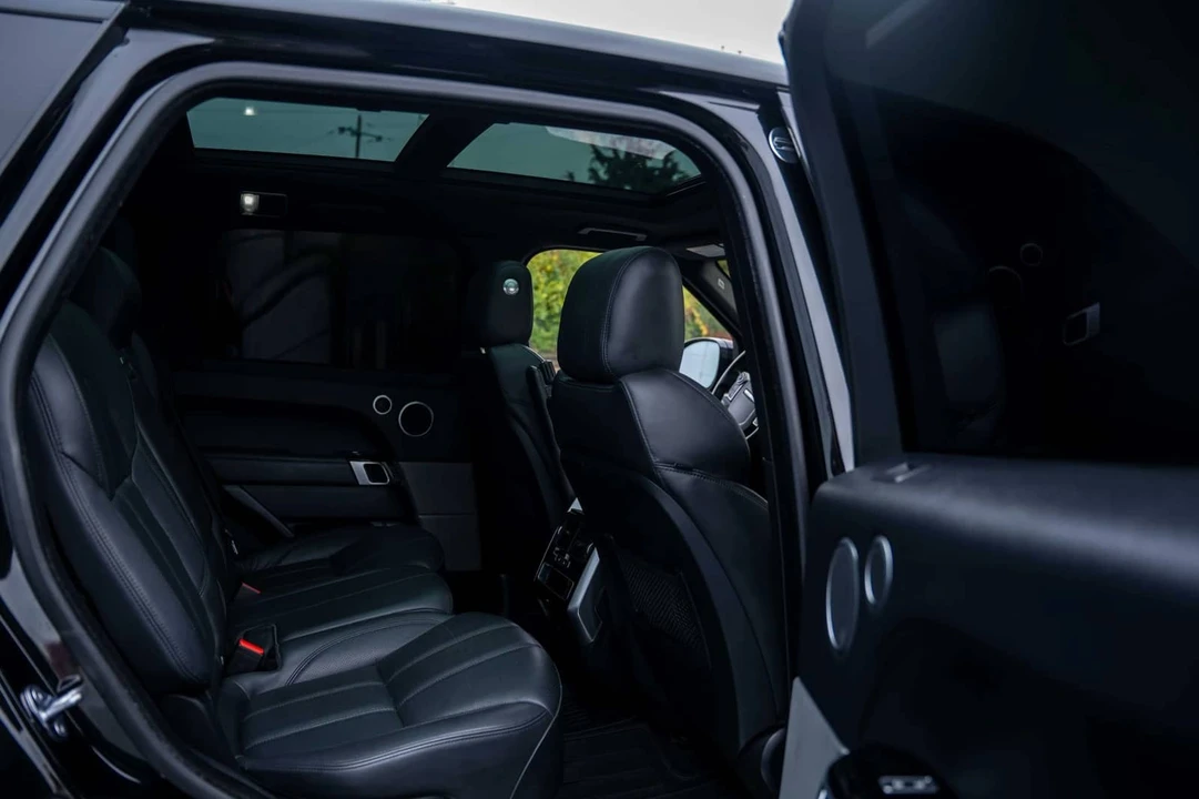 2017 Land Rover Range Rover Sport L494 - Image 7 of 18
