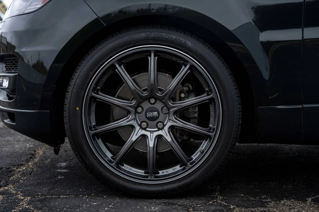 2017 Land Rover Range Rover Sport L494 - Image 9 of 18