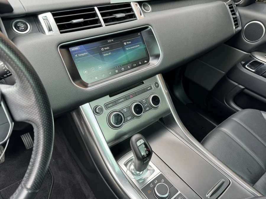 2017 Land Rover Range Rover L405 - Image 7 of 12