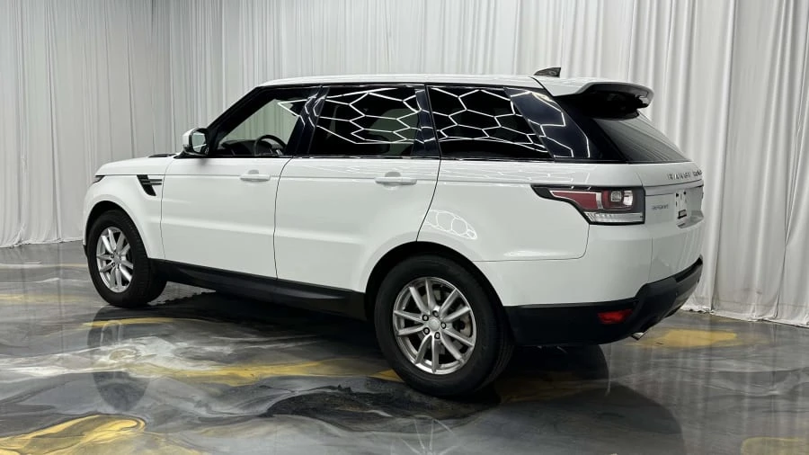 2017 Land Rover Range Rover L405 - Image 8 of 28