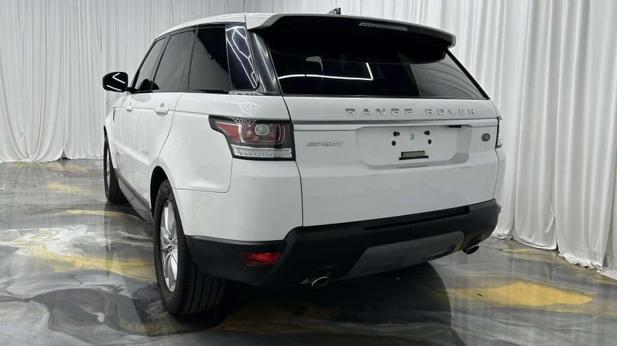 2017 Land Rover Range Rover L405 - Image 10 of 28