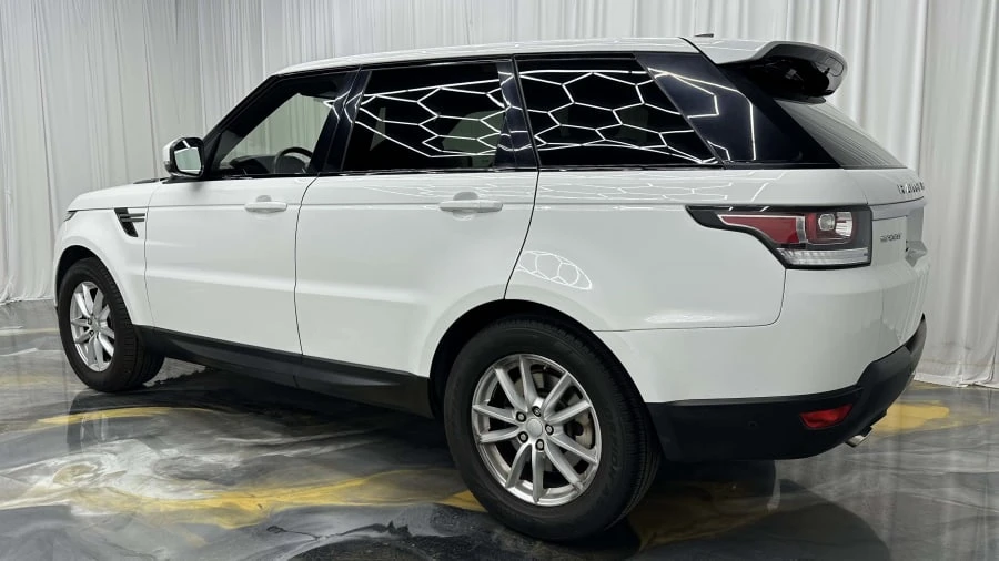 2017 Land Rover Range Rover L405 - Image 11 of 28