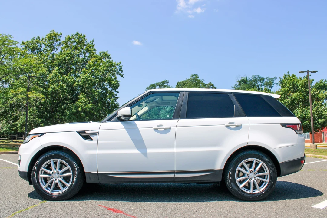 2017 Land Rover Range Rover Sport L494 - Image 20 of 31