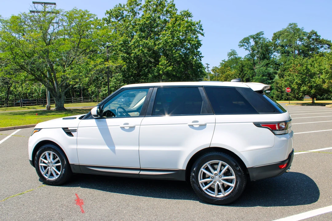 2017 Land Rover Range Rover Sport L494 - Image 23 of 31