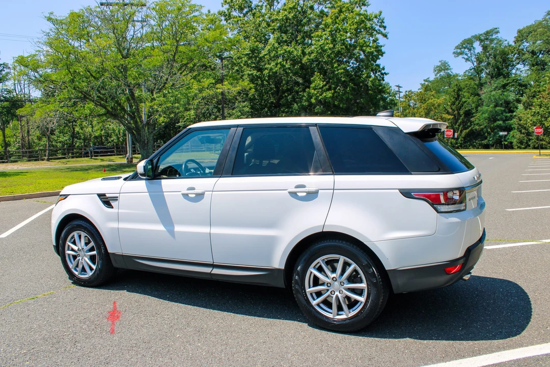 2017 Land Rover Range Rover Sport L494 - Image 24 of 31
