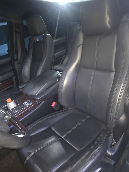 2017 Land Rover Range Rover L405 - Image 4 of 11