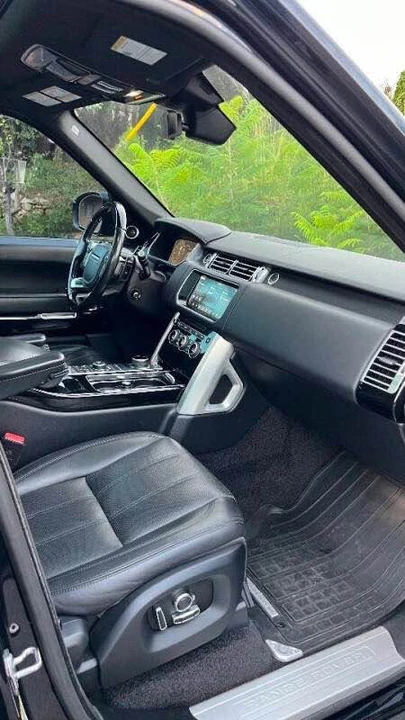 2017 Land Rover Range Rover L405 - Image 6 of 12