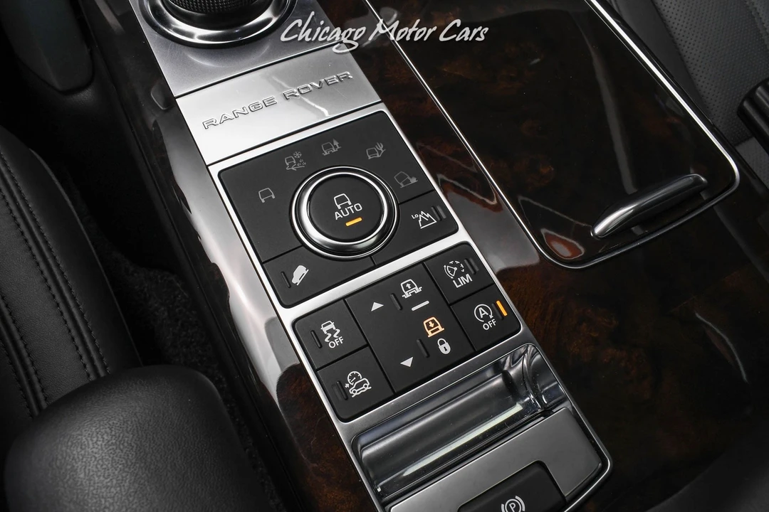 2017 Land Rover Range Rover L405 - Image 18 of 31