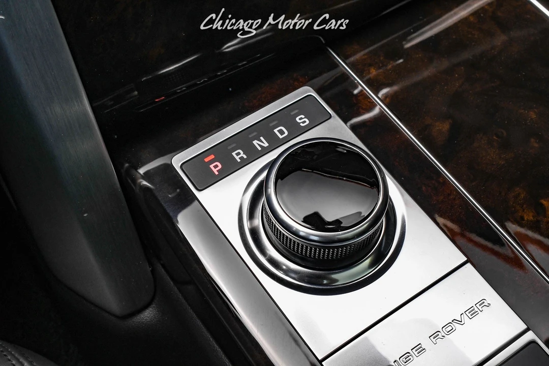 2017 Land Rover Range Rover L405 - Image 17 of 31