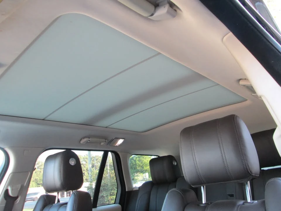 2017 Land Rover Range Rover L405 - Image 12 of 20