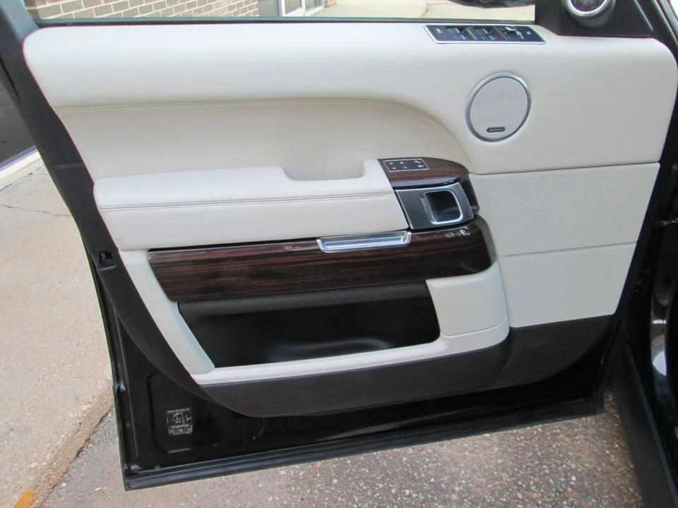 2017 Land Rover Range Rover L405 - Image 8 of 20