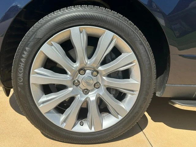 2017 Land Rover Range Rover L405 - Image 6 of 20